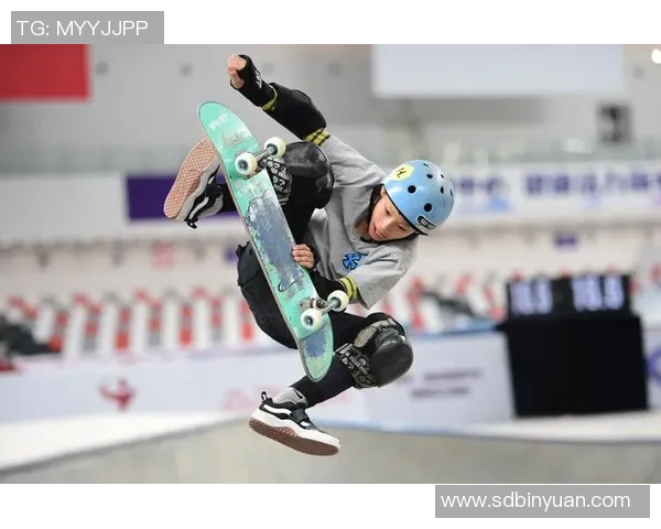 南京飞盘队在滑板精英赛中以83分稳居积分榜首位 南京飞盘队在滑板精英赛中以83分稳居积分榜首位