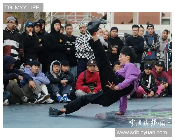 杭州街舞队在世界攀岩锦标赛中的精彩表现与比赛经验分析 杭州街舞队在世界攀岩锦标赛中的精彩表现与比赛经验分析