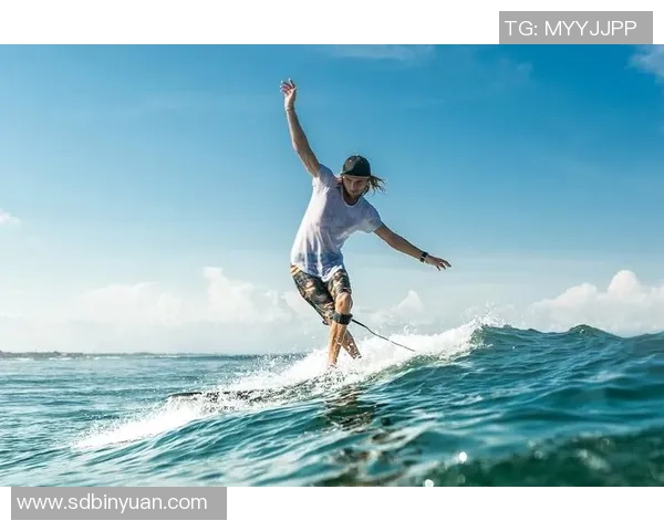 水上运动的魅力与挑战：从冲浪到帆船，探索水上极限运动的无限可能